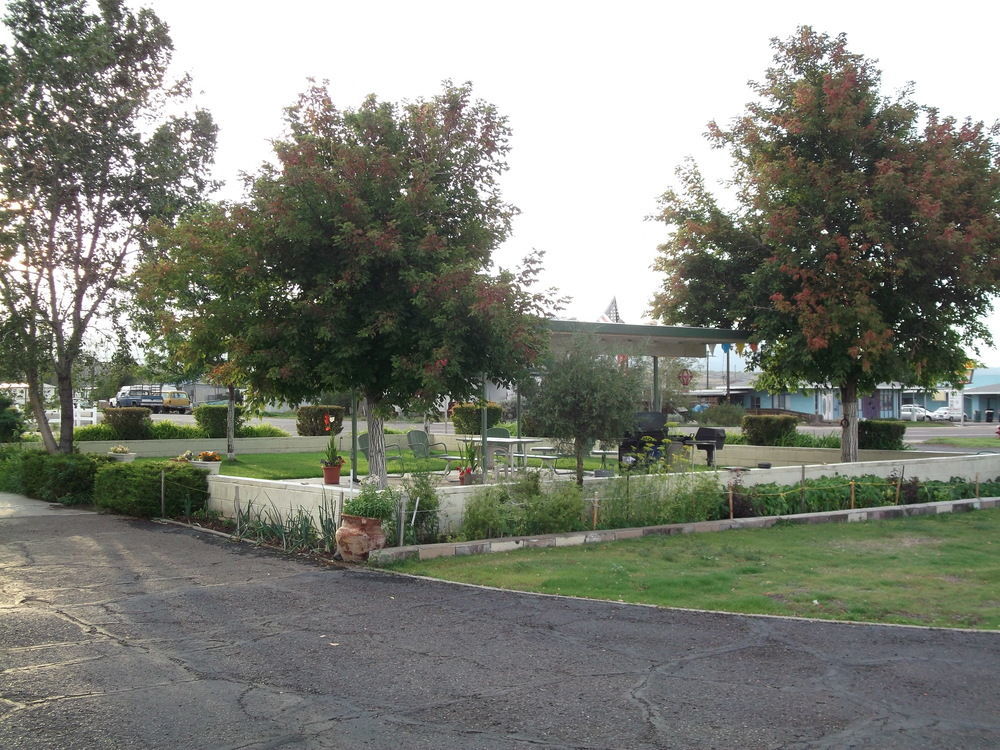 Adobe Sands Motel Panguitch Extérieur photo